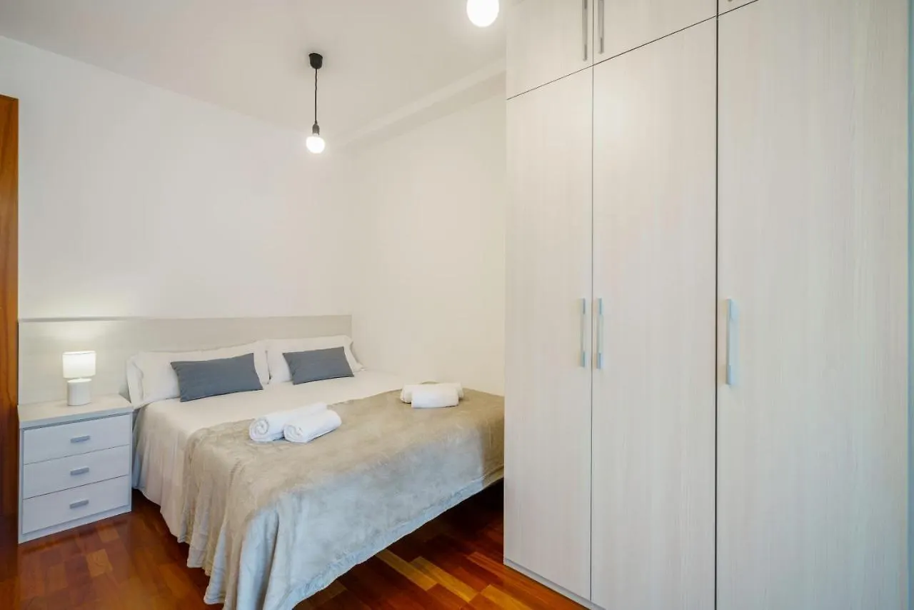 Habitat Apartments Gala Barcelona Spain